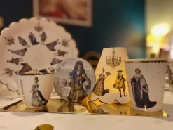 Boutiques de musées Art De La Table-8 gobelets en carton 