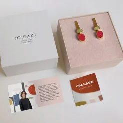 Boutiques de musées Boucles D'Oreilles-Boucles d'oreilles dorées Collage rouge - Joidart