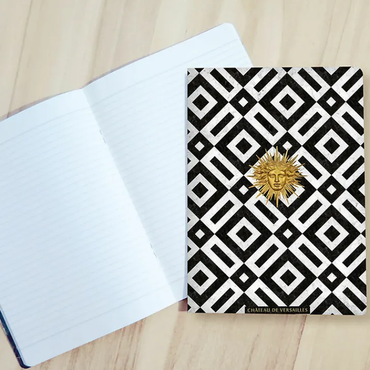 Boutiques de musées Cahiers Et Carnets-Cahier Château de Versailles - Dessin d'après le Dallage de la Cour de marbre (côté ville)