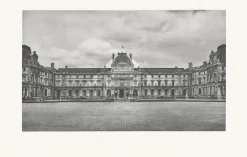Boutiques de musées Paris Et Le Louvre|Créations Contemporaines-Estampe Le Louvre revu par JR, 20 juin 2016 © Pyramide, architecte I.M. Pei, musée du Louvre, Paris, France
