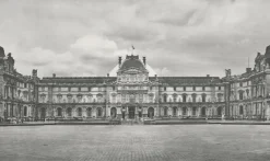 Boutiques de musées Paris Et Le Louvre|Créations Contemporaines-Estampe Le Louvre revu par JR, 20 juin 2016 © Pyramide, architecte I.M. Pei, musée du Louvre, Paris, France
