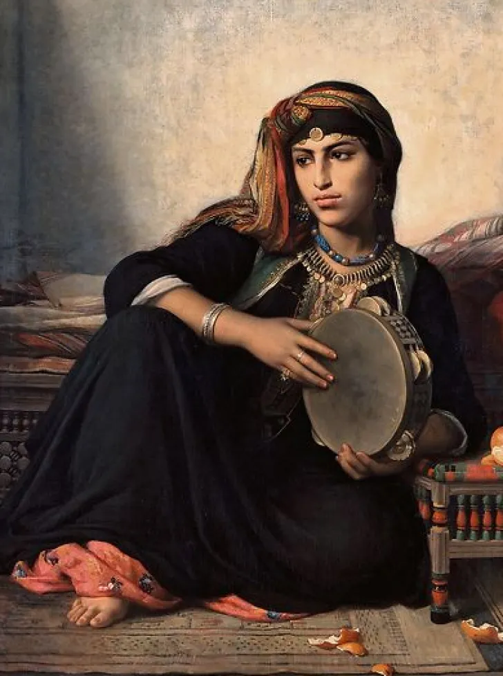 Sale Boutiques de musées Fellah fille d’un Cheikh El Bahalede jouant du tambourin (affiches d'art)
