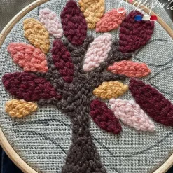 Boutiques de musées Loisirs Créatifs-Kit Punch Needle 1 Motif Arbre d'automne