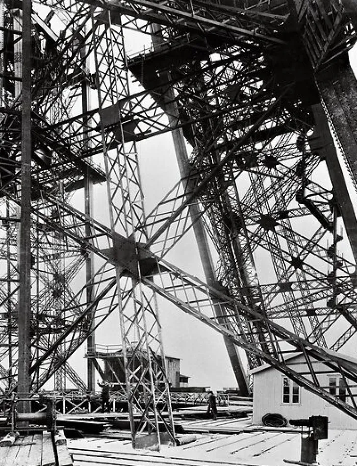 Boutiques de musées Panneaux Aluminium|Toiles Encadrées-La 1ère plate-forme (panneaux aluminium)