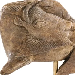 Boutiques de musées Préhistoire-Moulage Bison se léchant