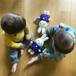 Boutiques de musées Peluches-Peluche crochet Miffy Robe Nymphéas