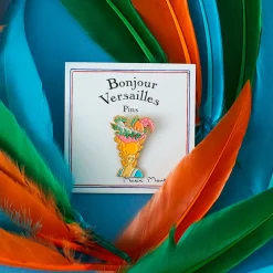 Hot Boutiques de musées Pin's Bonjour Versailles Marie-Antoinette