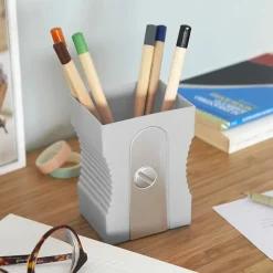 New Boutiques de musées Pot à crayons en plastique - Taille-crayon Gris - Balvi