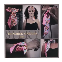 Boutiques de musées Foulards, Étoles, Châles-Silky Katsushika Hokusai - La grande vague